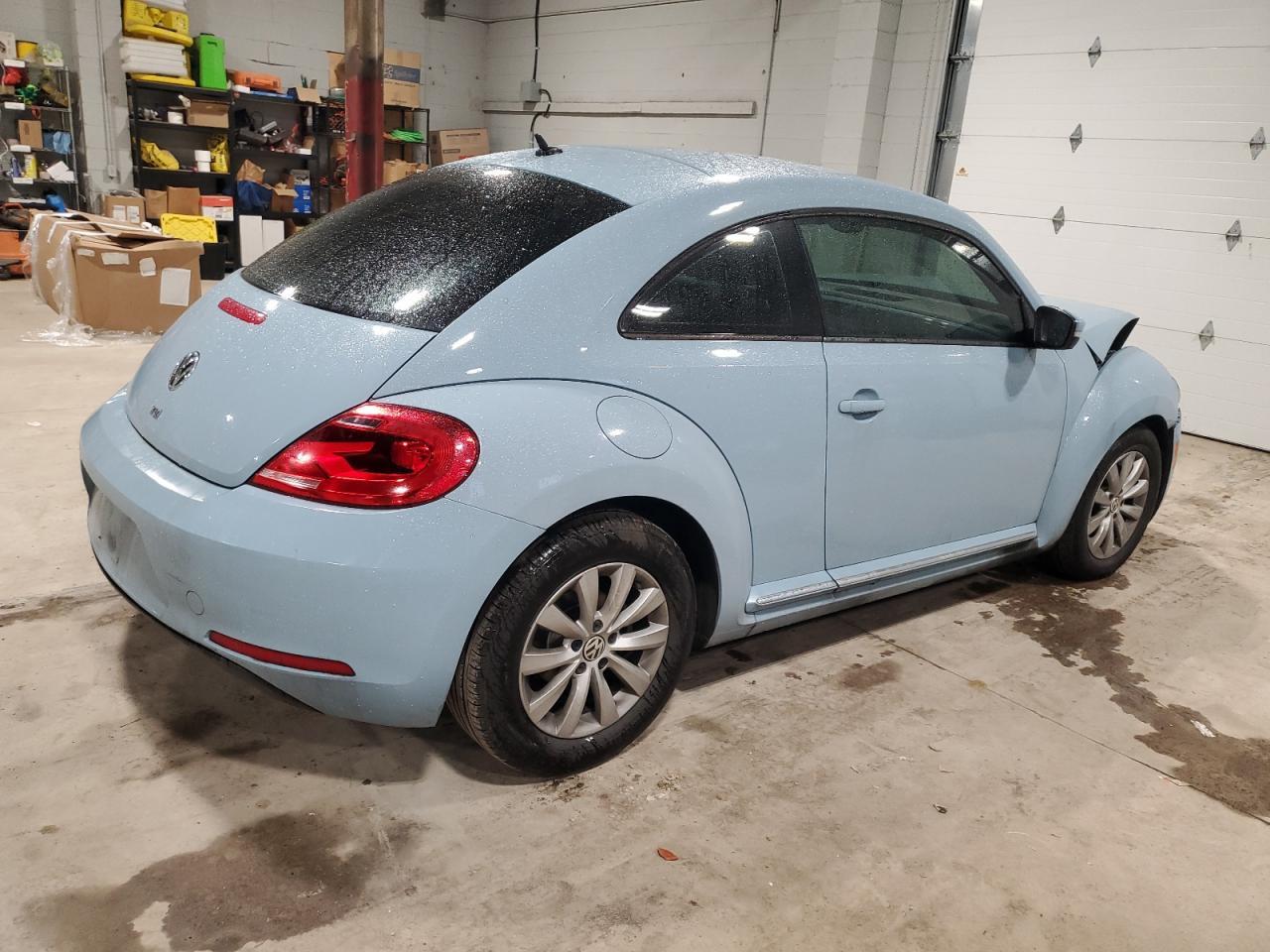 2013 VOLKSWAGEN Beetle