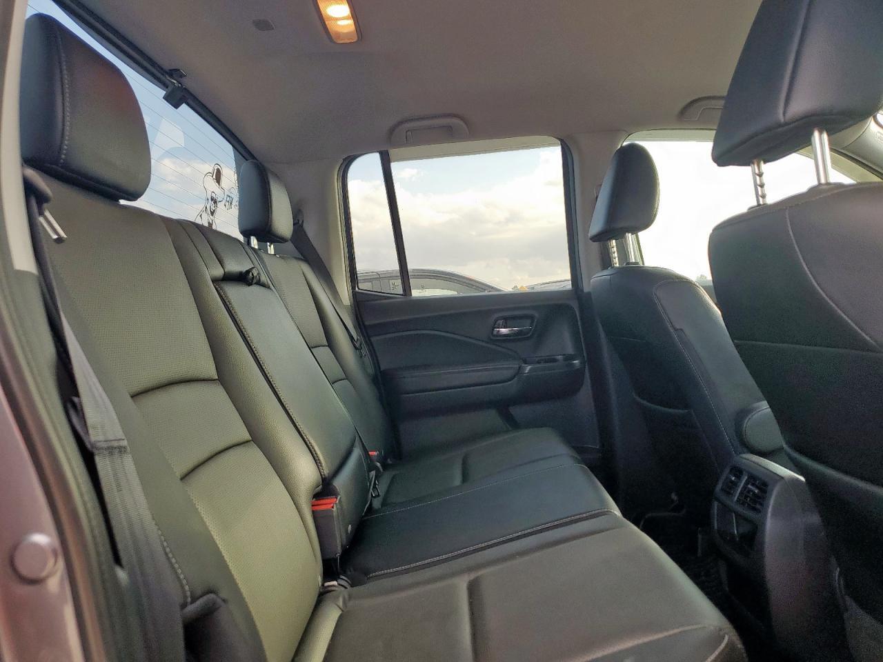 2017 HONDA Ridgeline