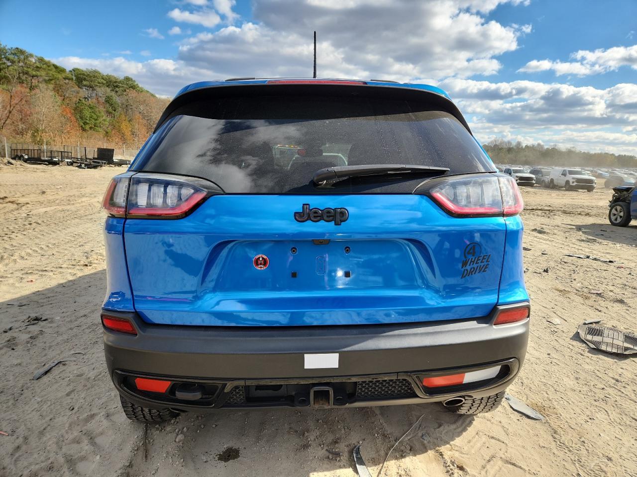 2022 JEEP CHEROKEE