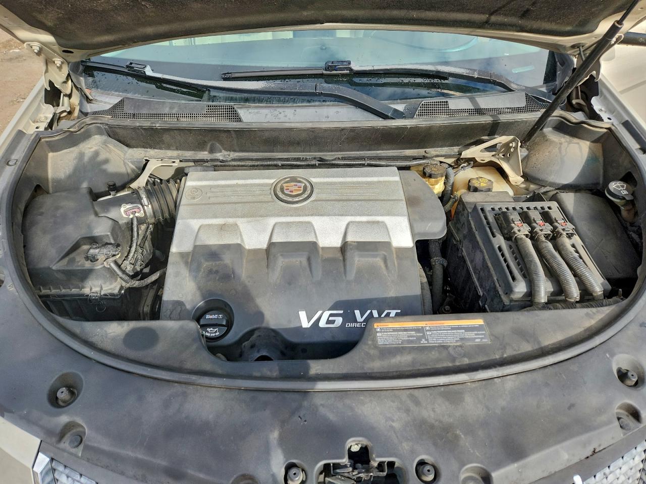 2010 CADILLAC SRX