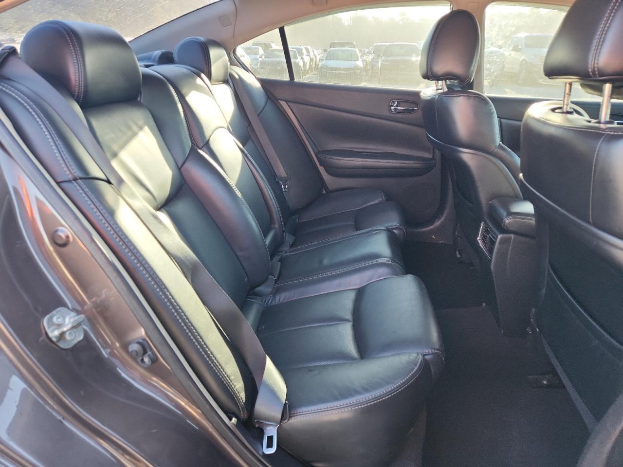 2014 NISSAN Maxima