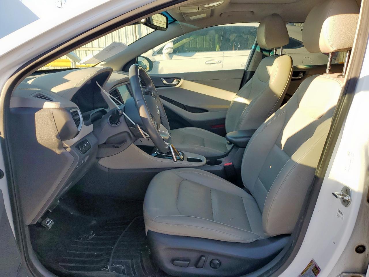 2018 HYUNDAI Ioniq