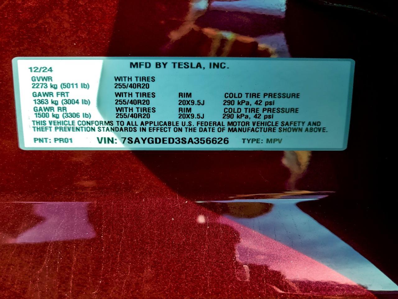 2025 TESLA MODEL Y