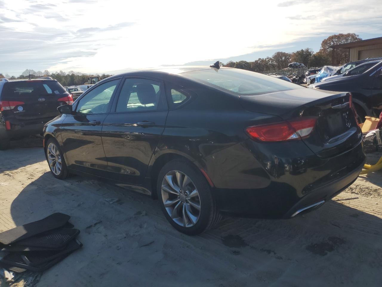 2015 CHRYSLER 200
