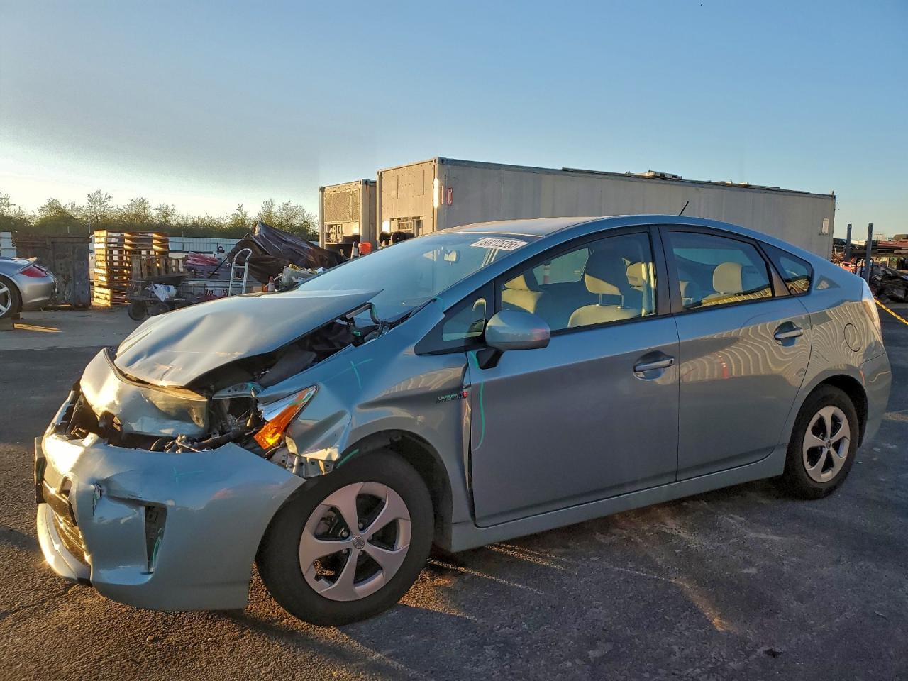 2015 TOYOTA PRIUS