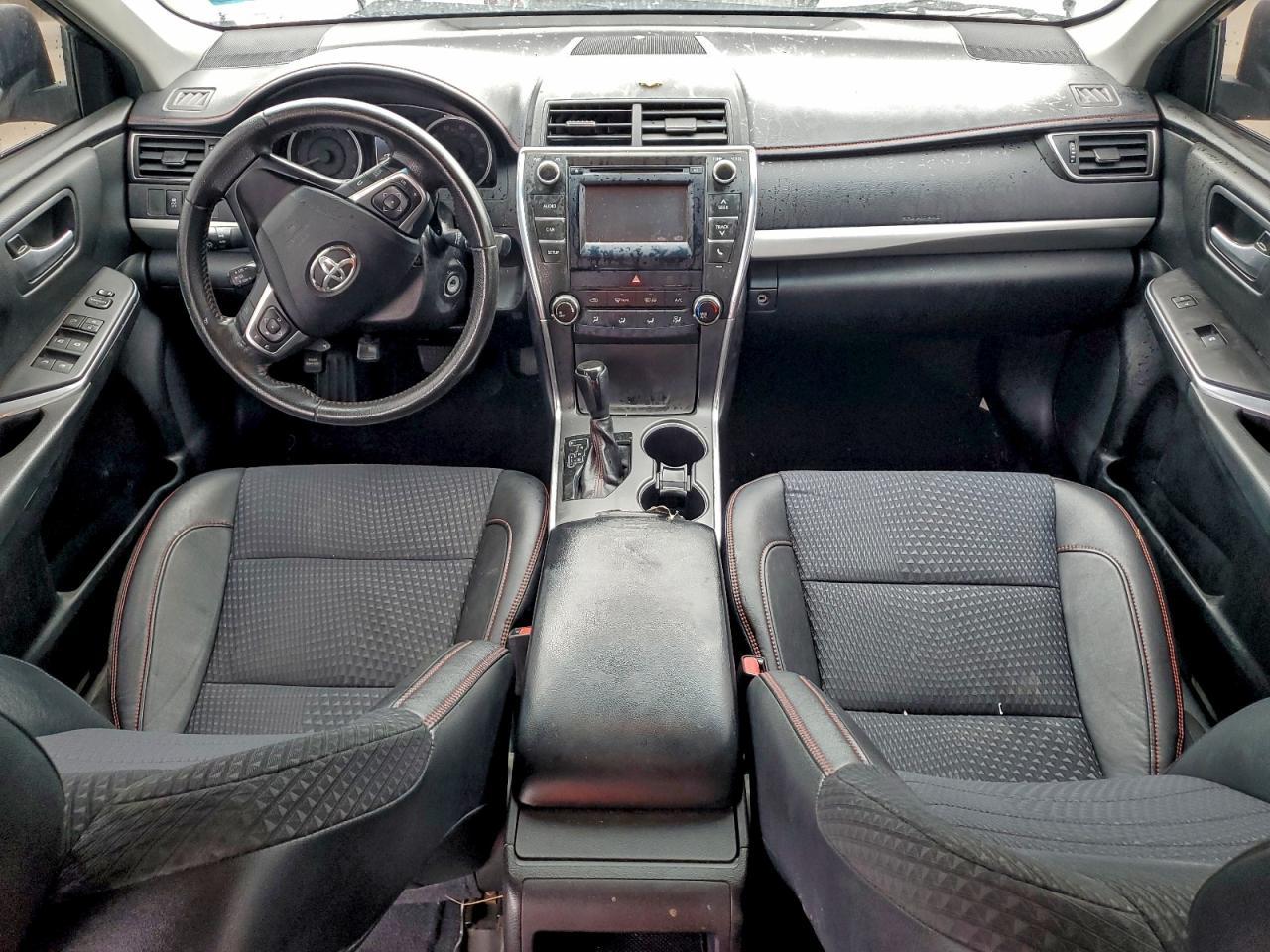 2015 TOYOTA CAMRY