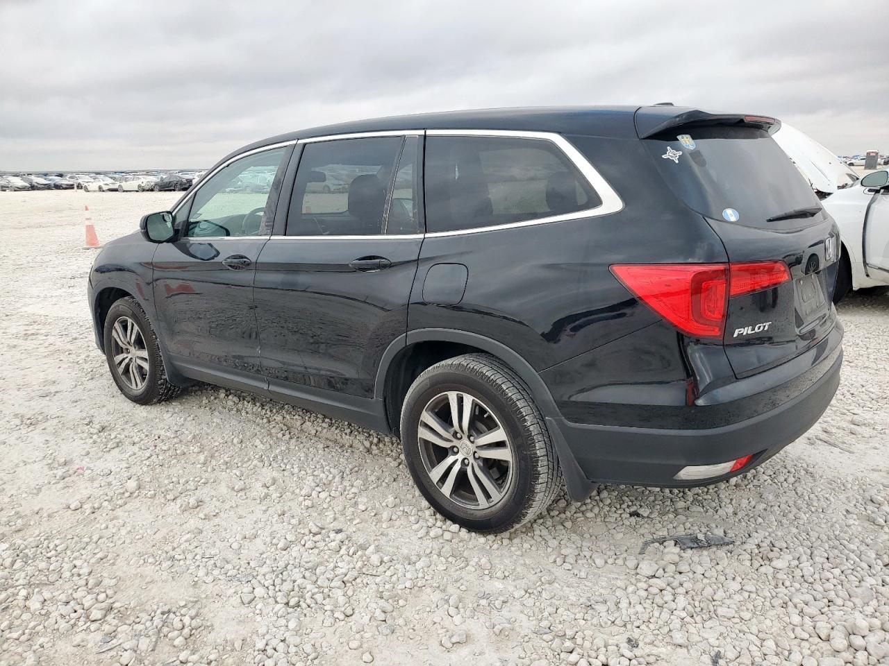 2017 HONDA PILOT
