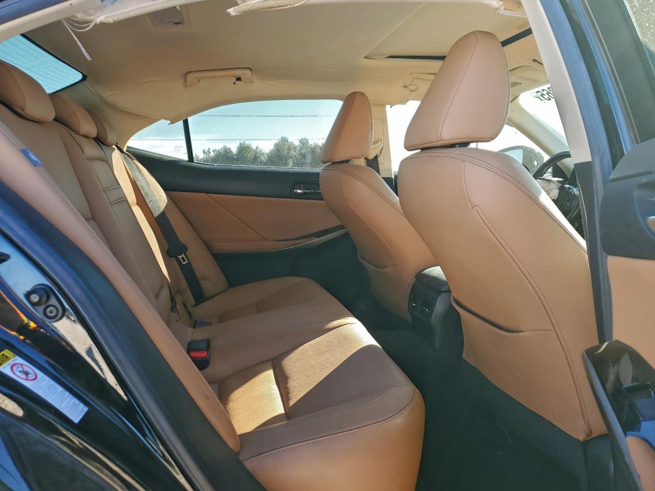 2015 LEXUS IS 250