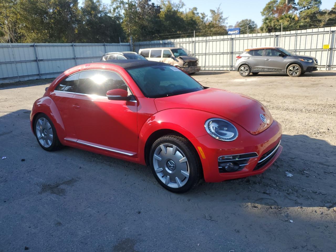 2019 VOLKSWAGEN Beetle
