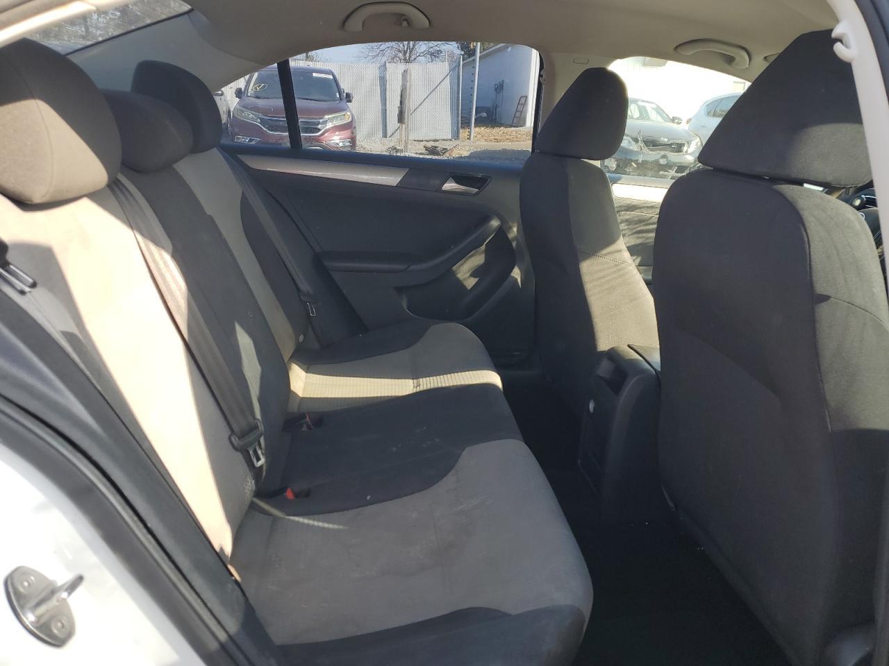 2018 VOLKSWAGEN JETTA