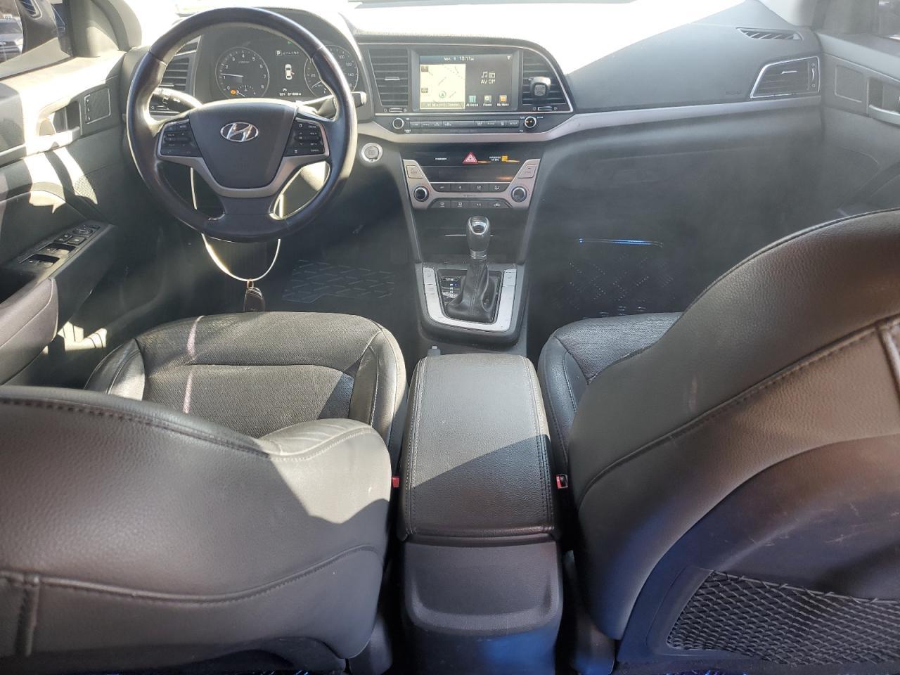 2017 HYUNDAI ELANTRA