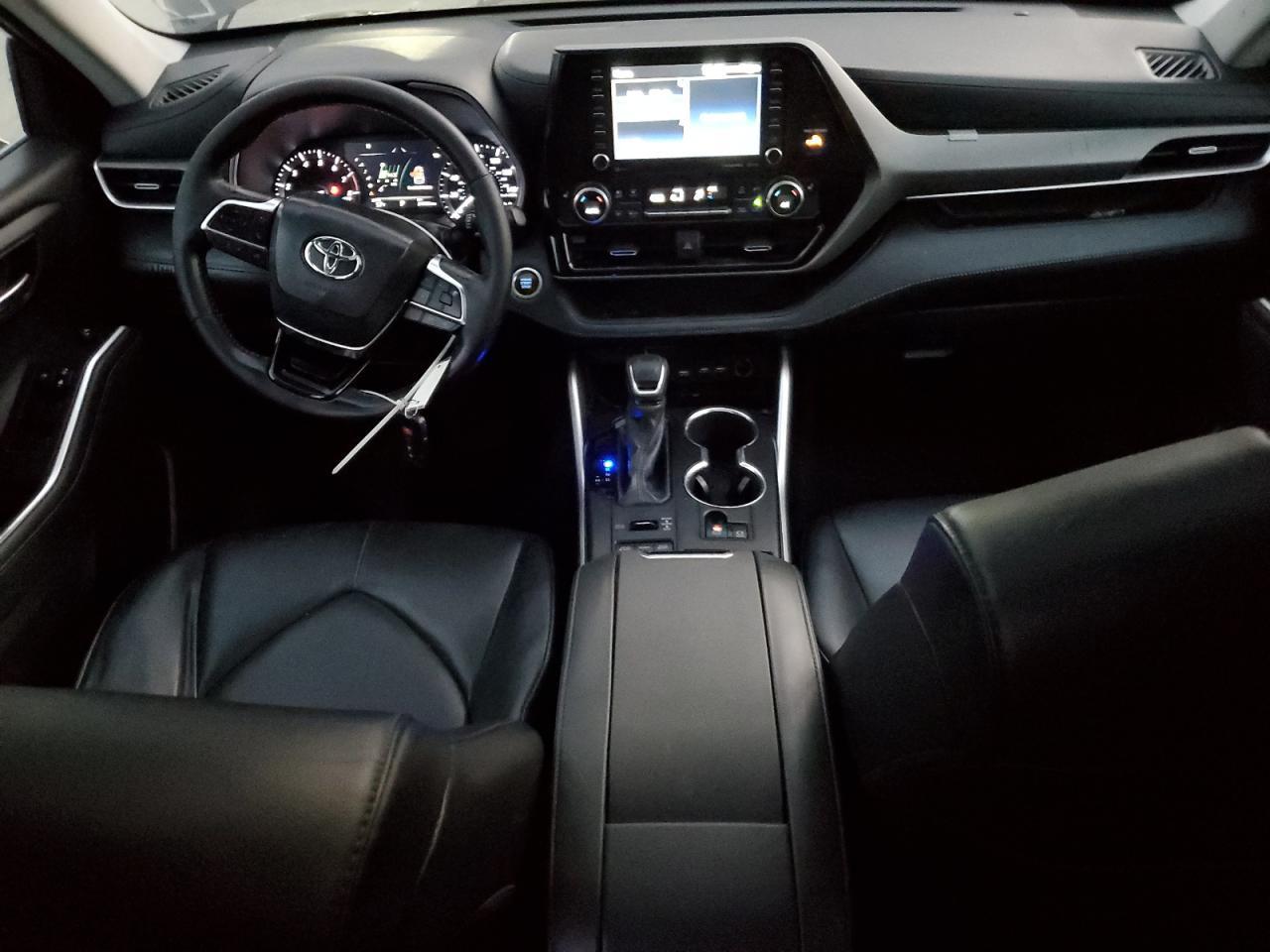 2021 TOYOTA HIGHLANDER