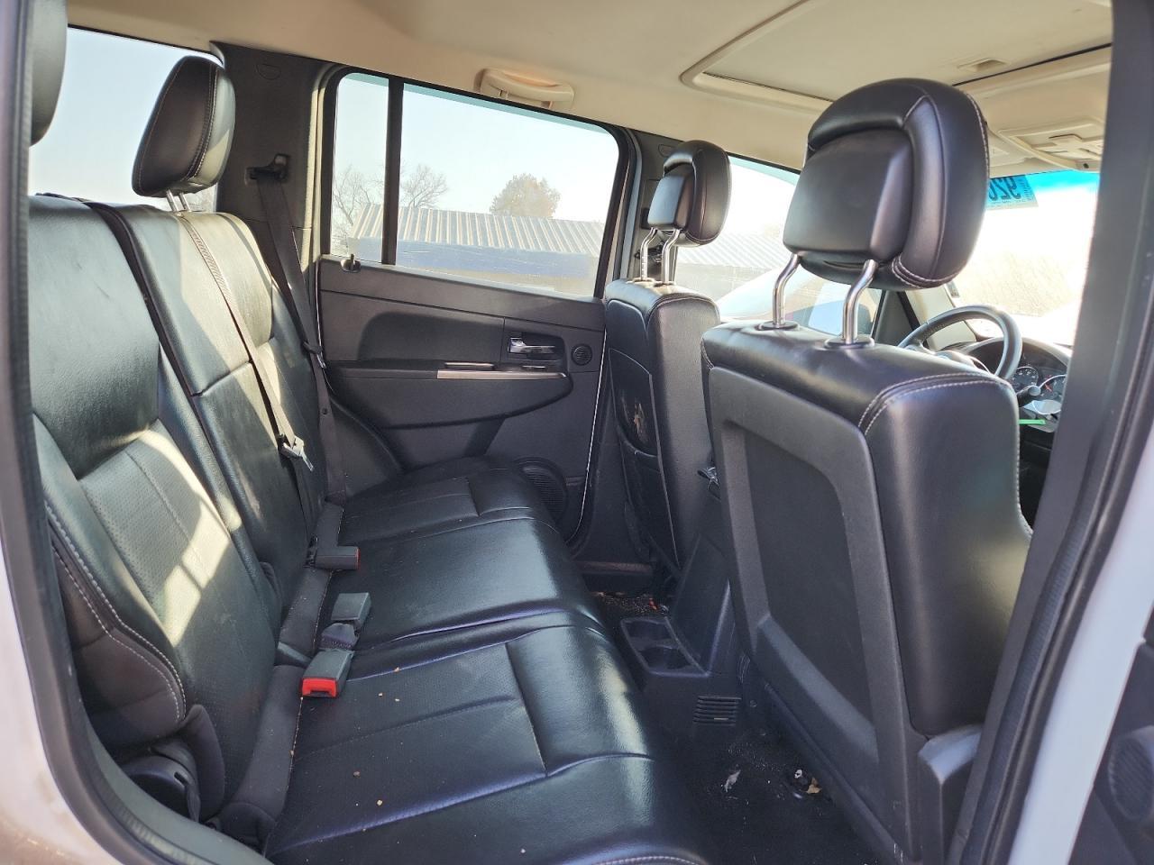 2012 JEEP Liberty