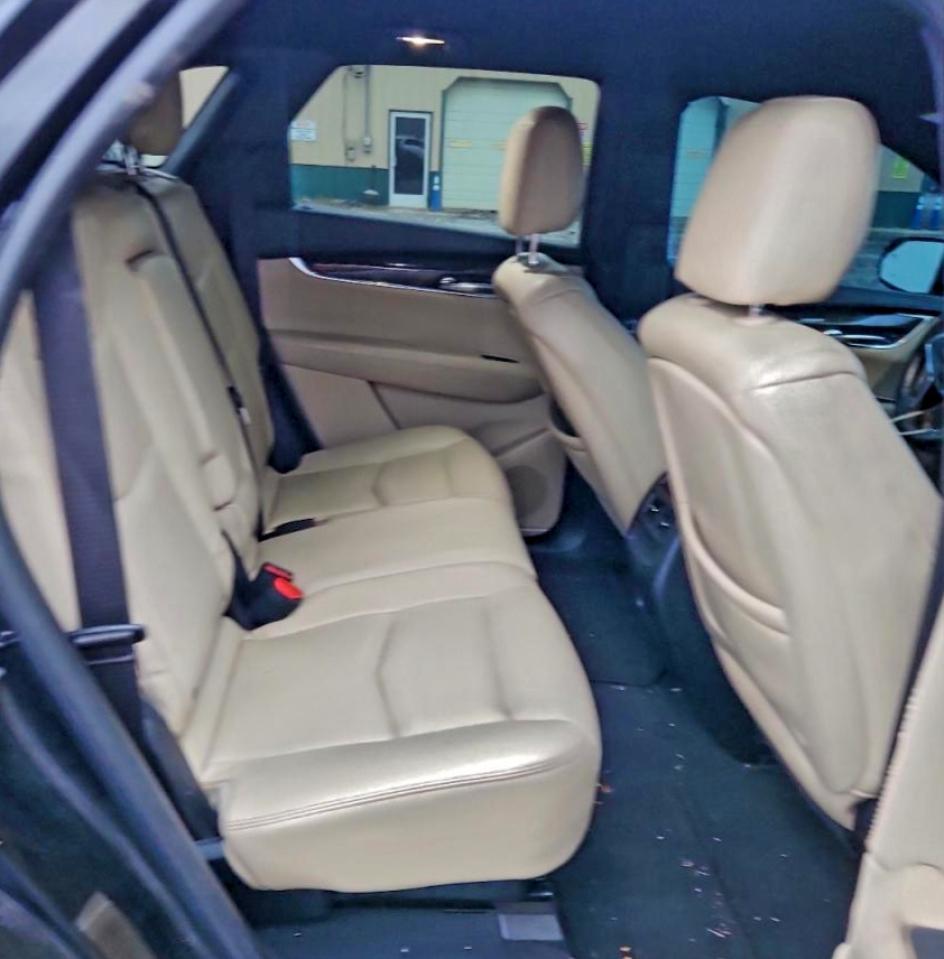 2017 CADILLAC XT5