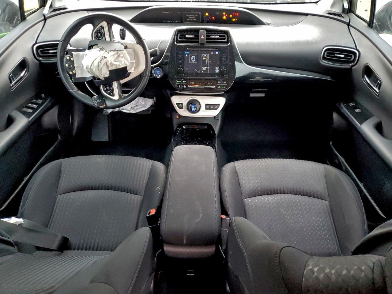 2017 TOYOTA Prius Prime