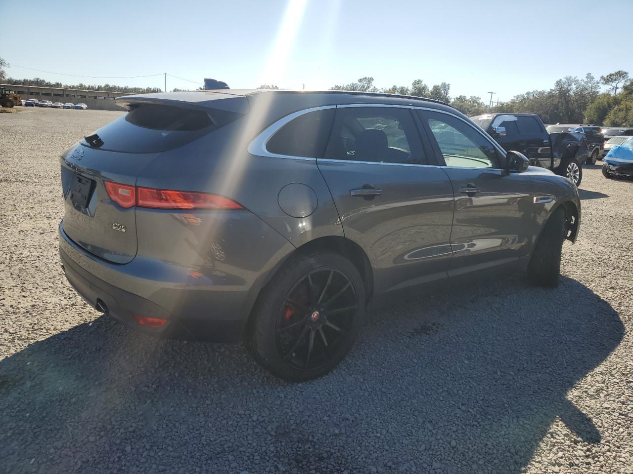 2018 JAGUAR F-Pace