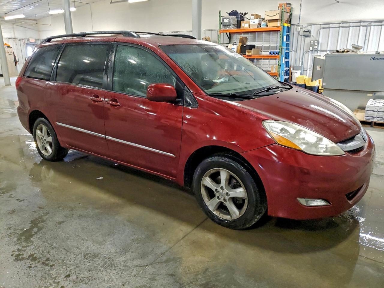 2006 TOYOTA SIENNA