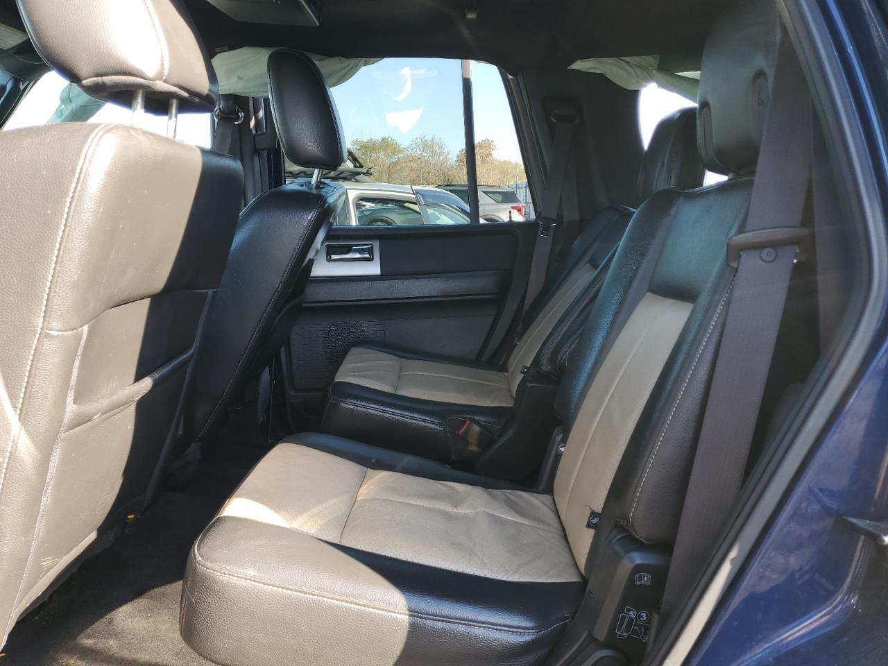 2010 FORD Expedition