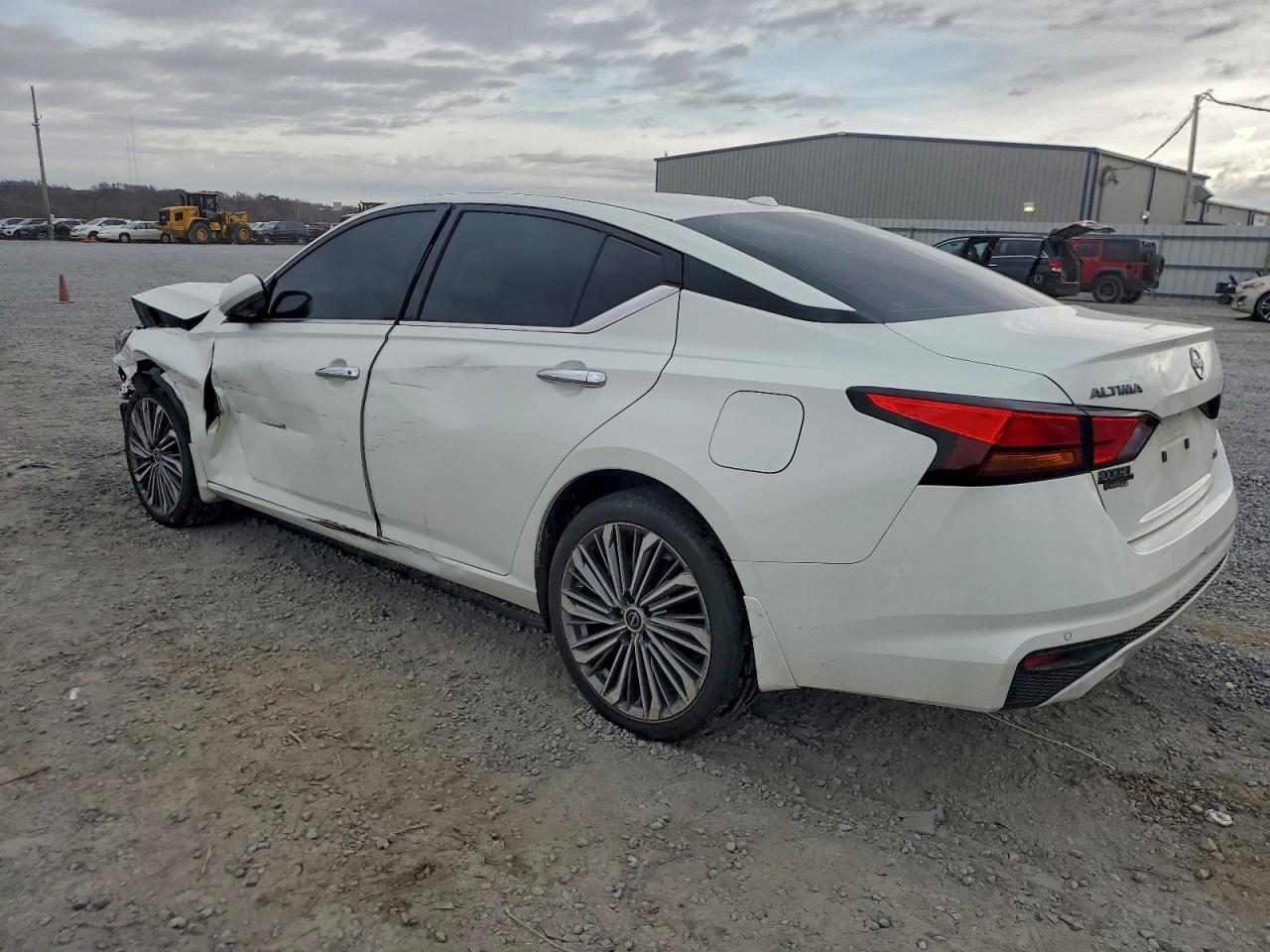 2024 NISSAN ALTIMA