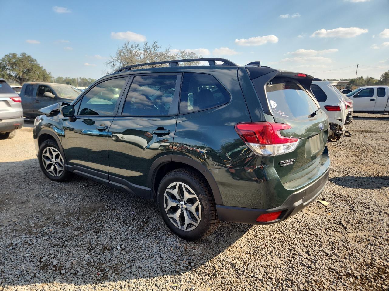 2024 SUBARU FORESTER