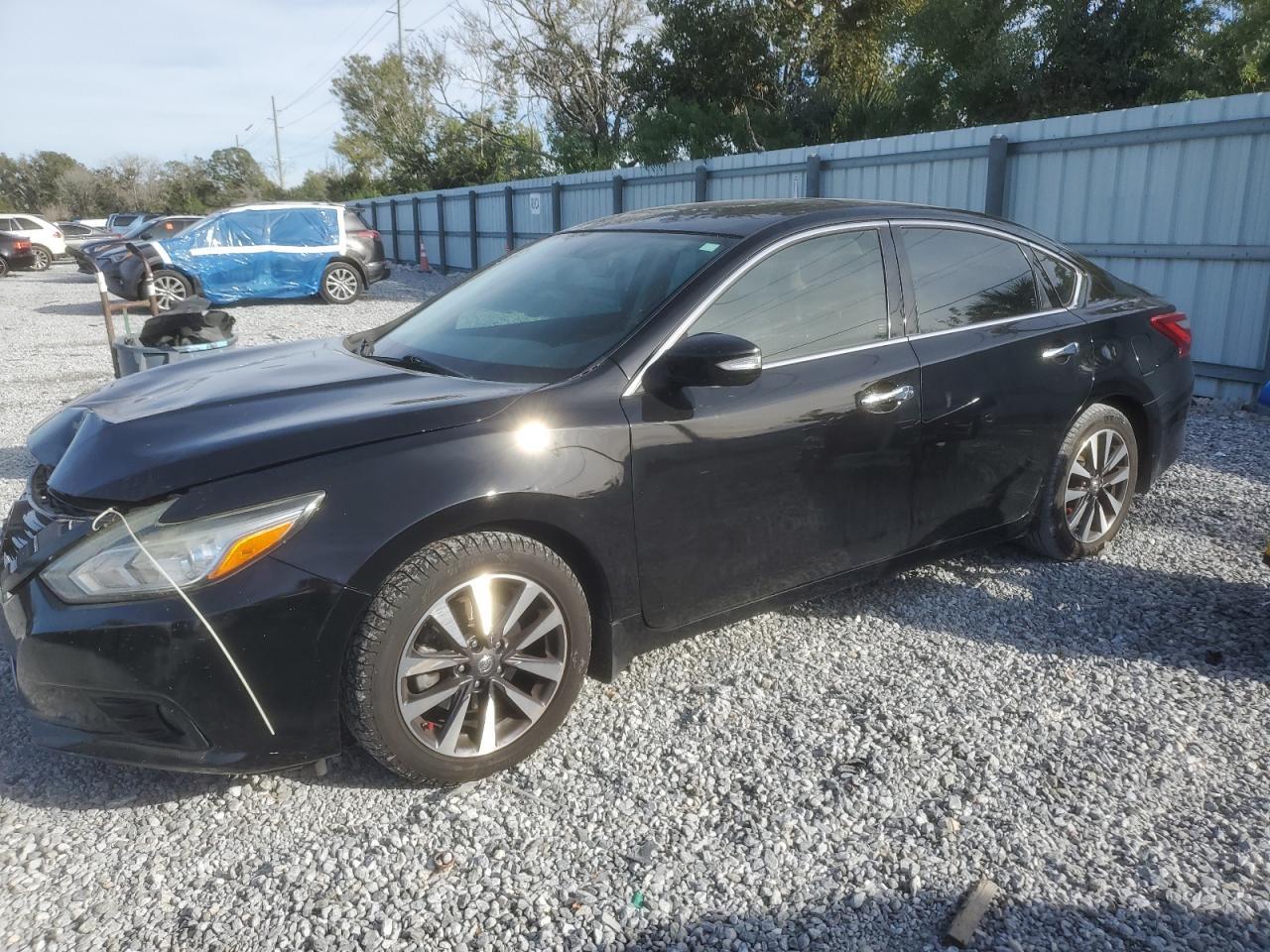2017 NISSAN ALTIMA