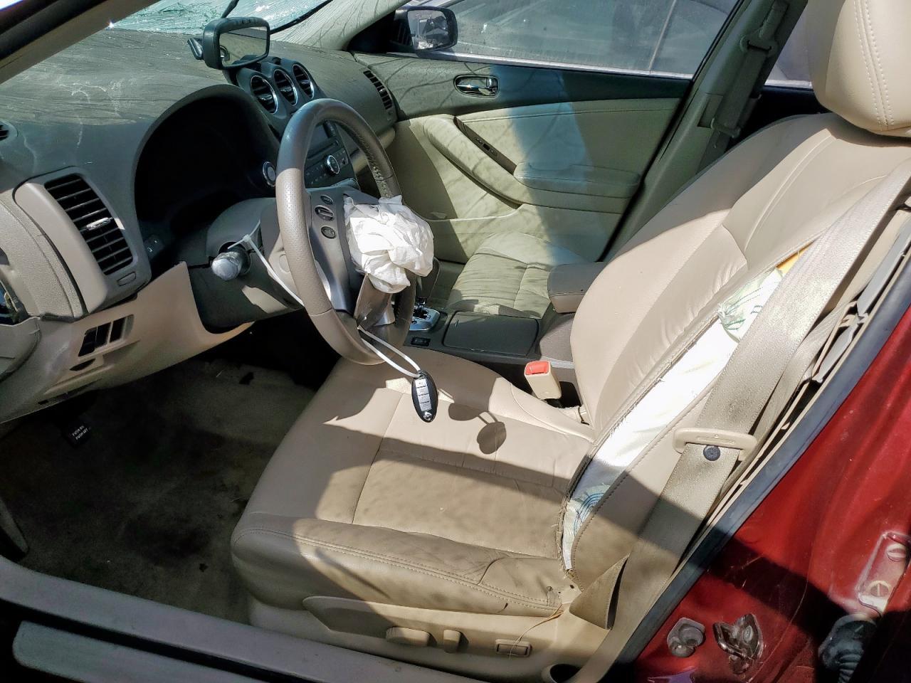 2010 NISSAN ALTIMA