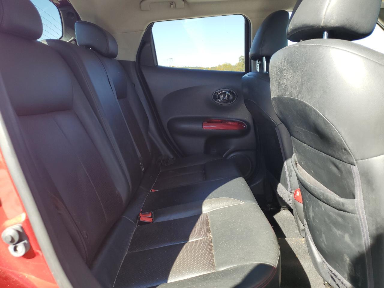 2016 NISSAN Juke