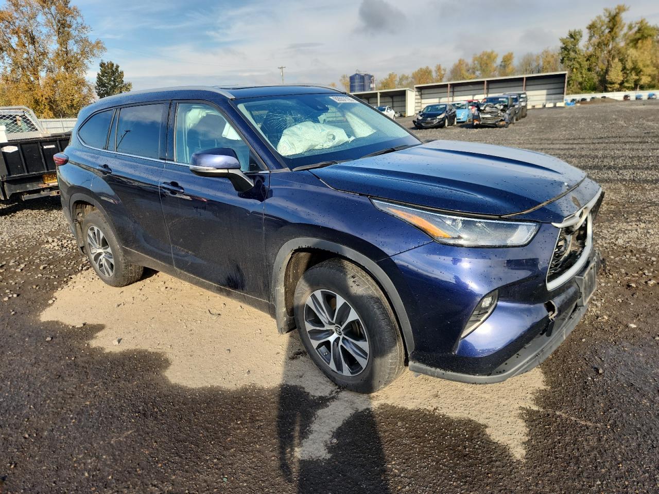 2022 TOYOTA HIGHLANDER