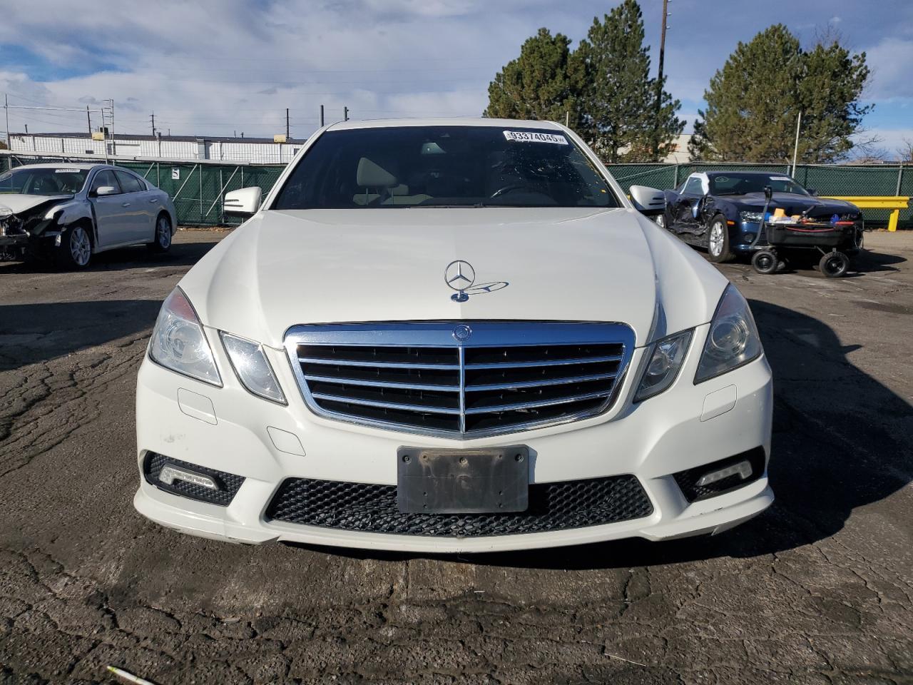 2011 MERCEDES-BENZ E-Class