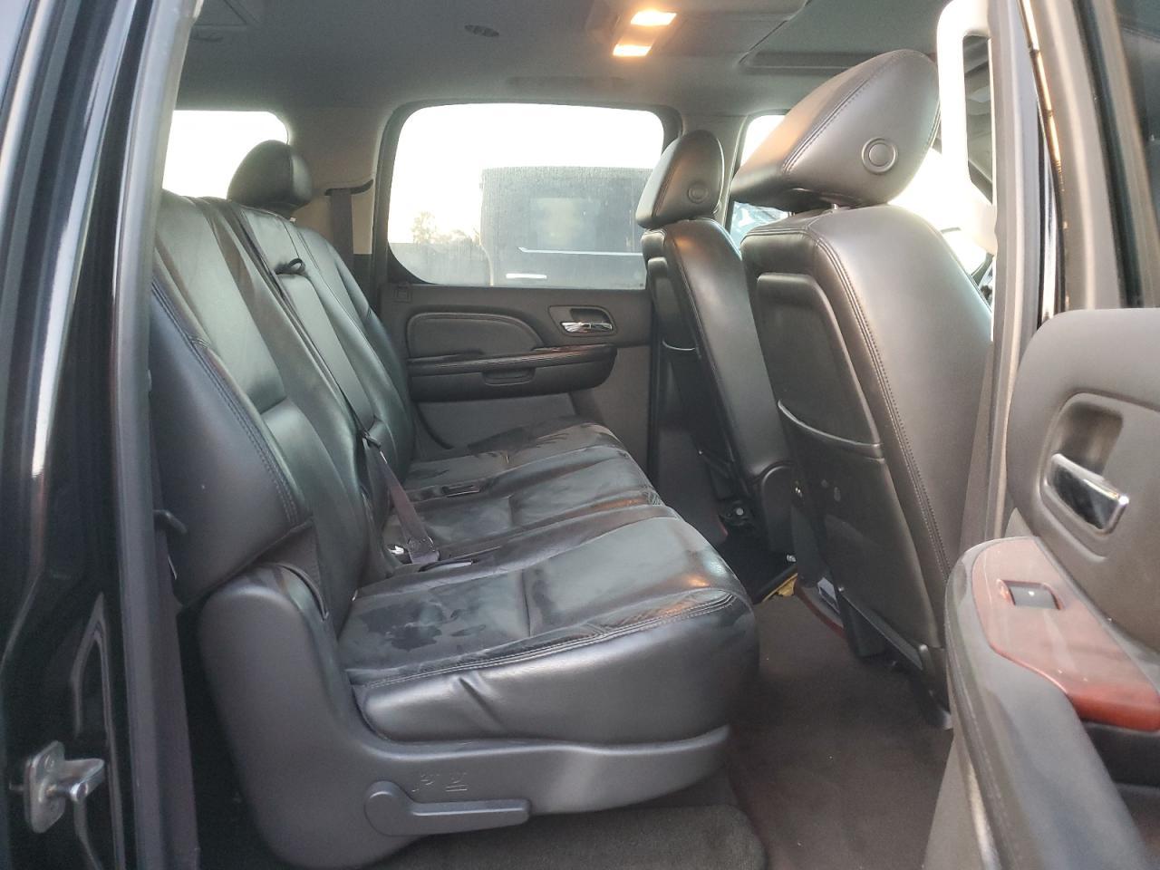 2008 CADILLAC Escalade ESV
