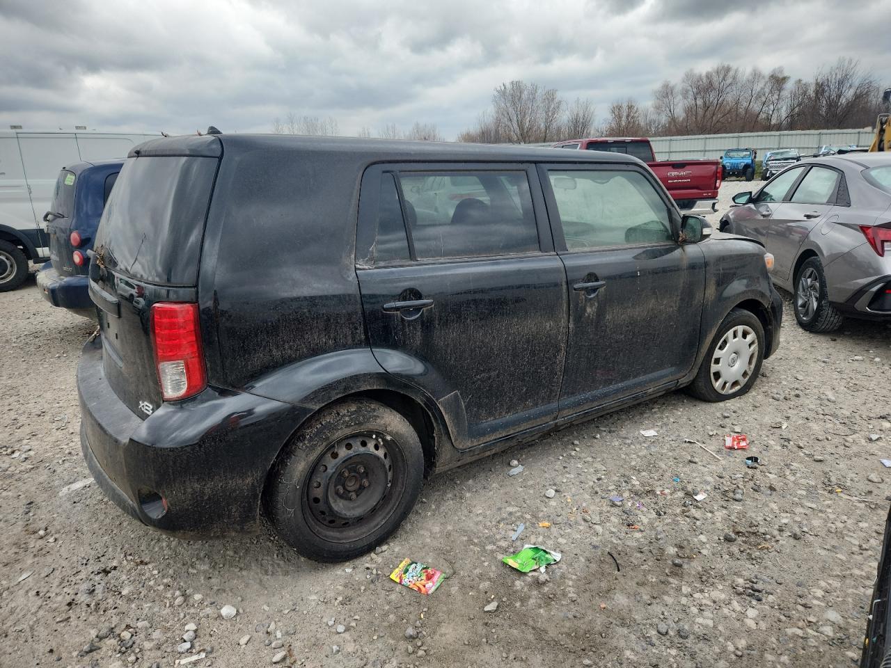 2013 TOYOTA SCION