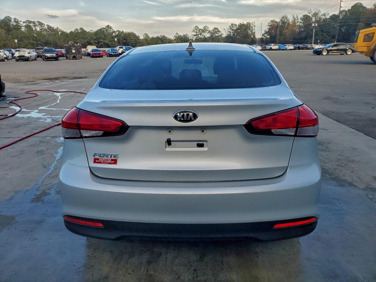 2017 KIA FORTE