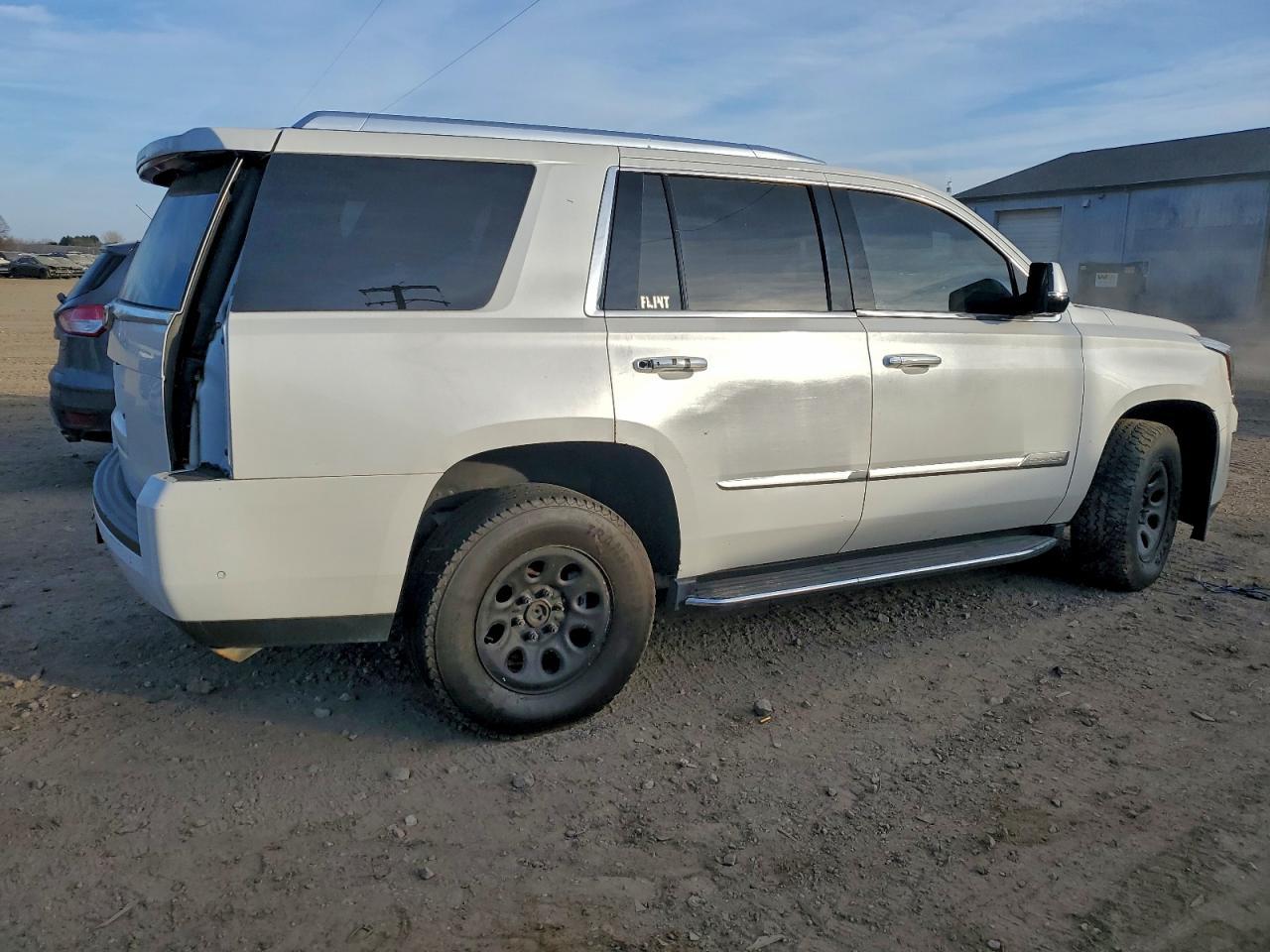 2017 CADILLAC ESCALADE