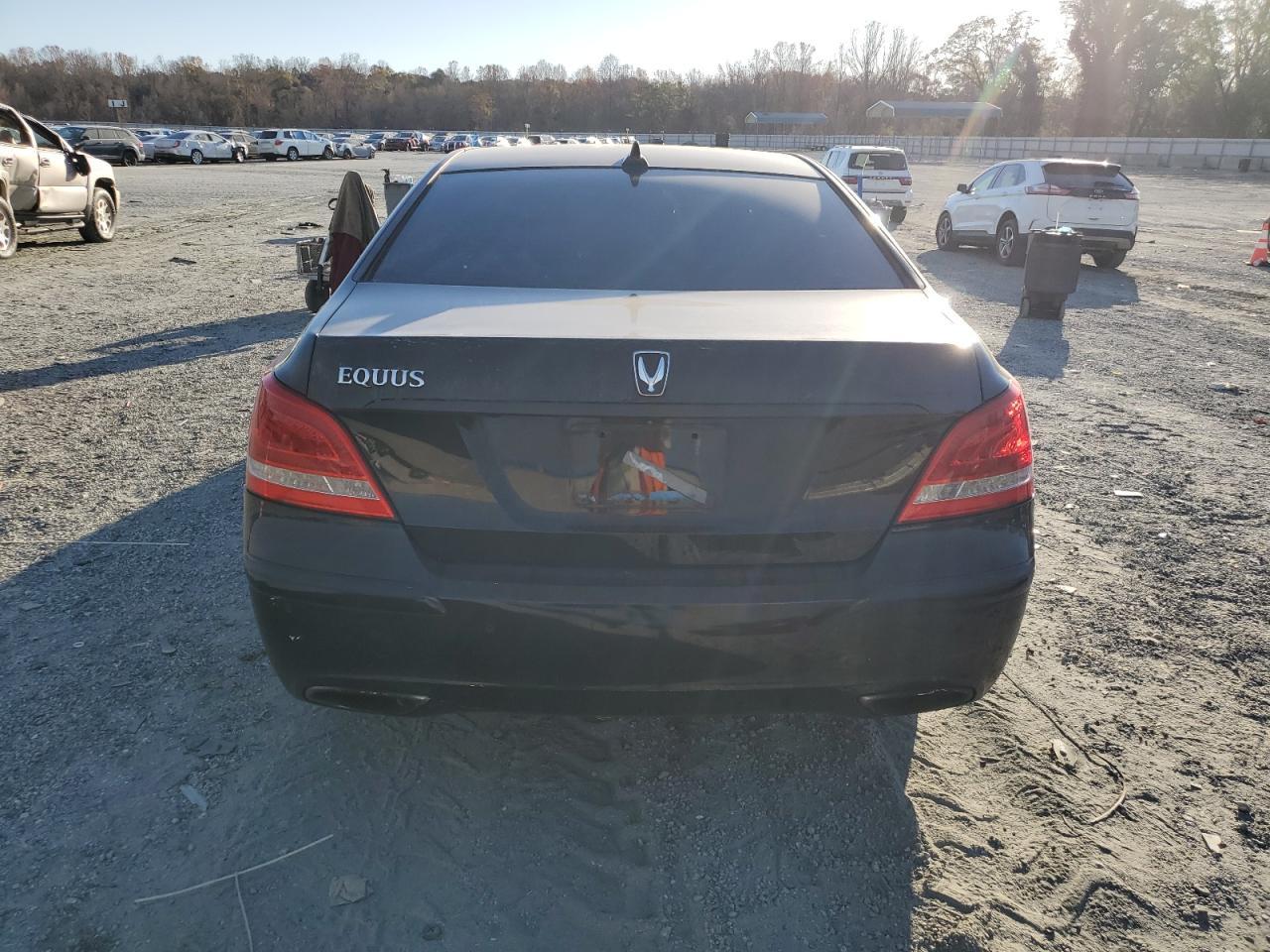 2013 HYUNDAI Equus