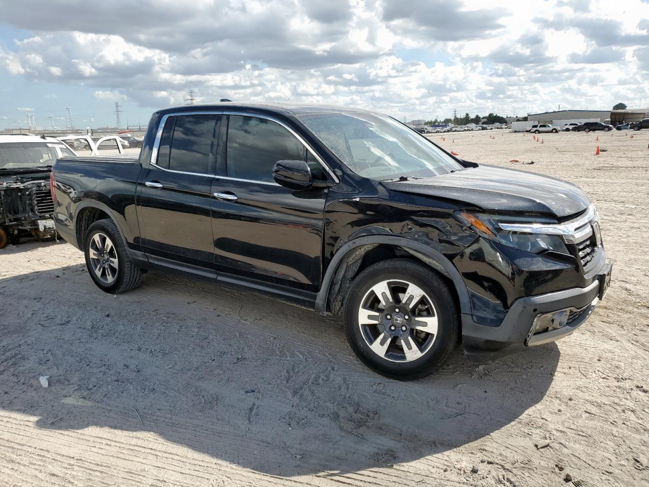 2018 HONDA Ridgeline