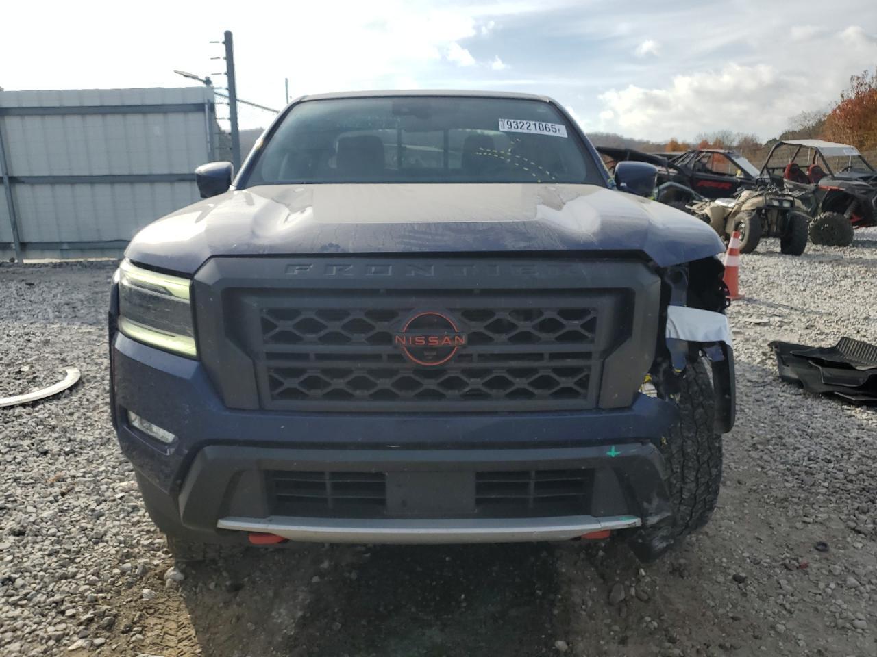 2022 NISSAN Frontier