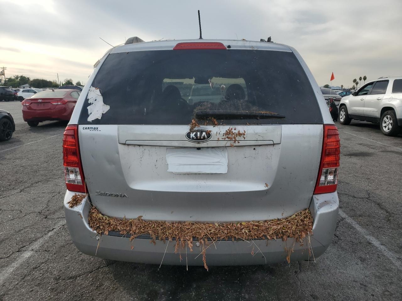 2012 KIA SEDONA