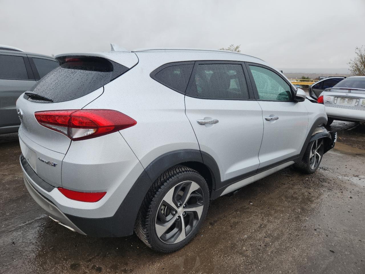 2017 HYUNDAI TUCSON
