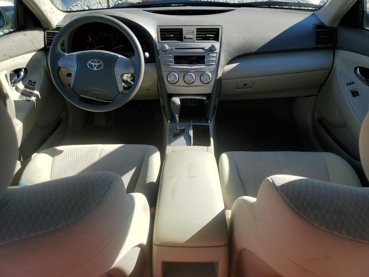 2011 TOYOTA CAMRY