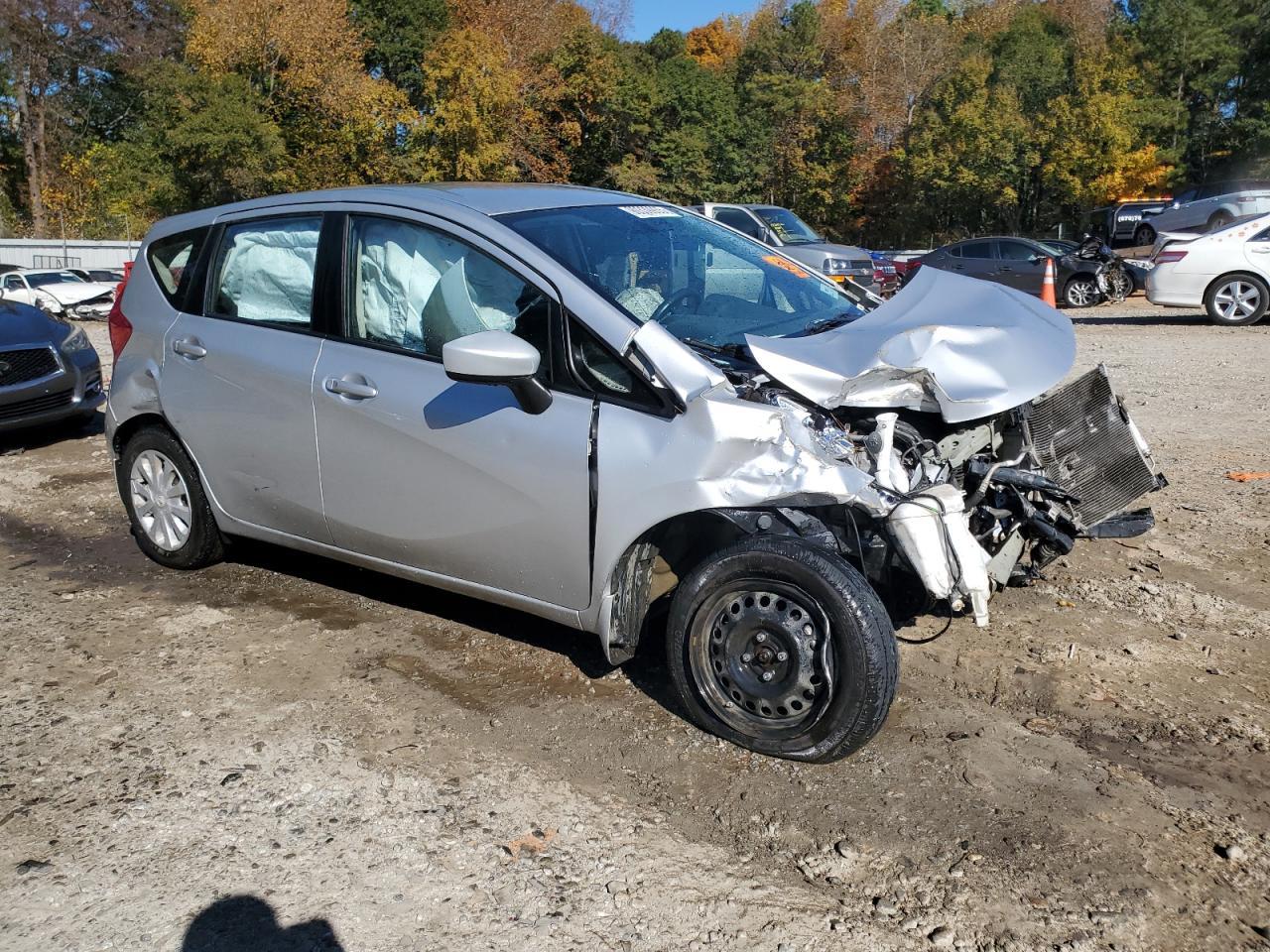2016 NISSAN Versa Note