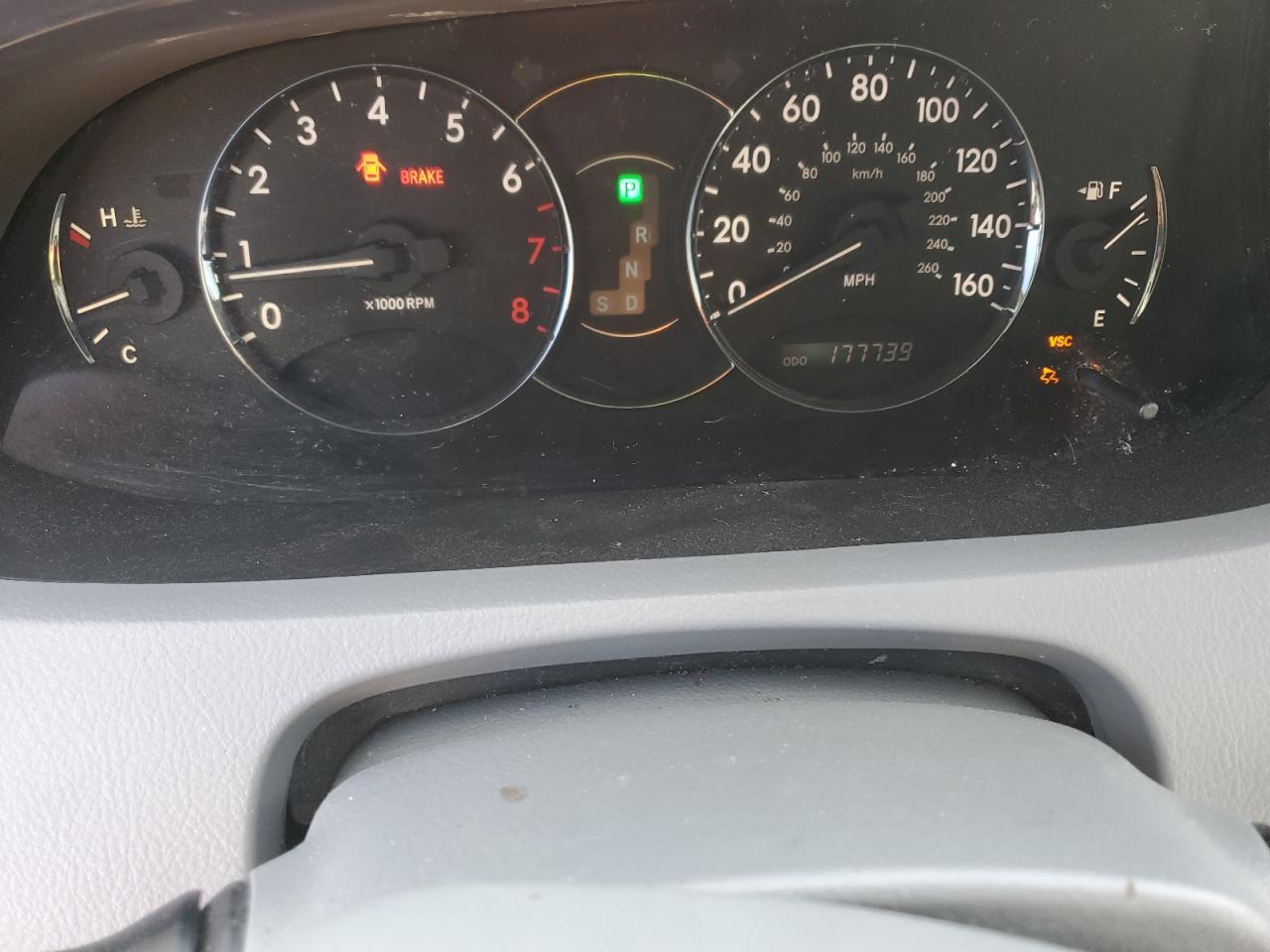 2005 TOYOTA Avalon