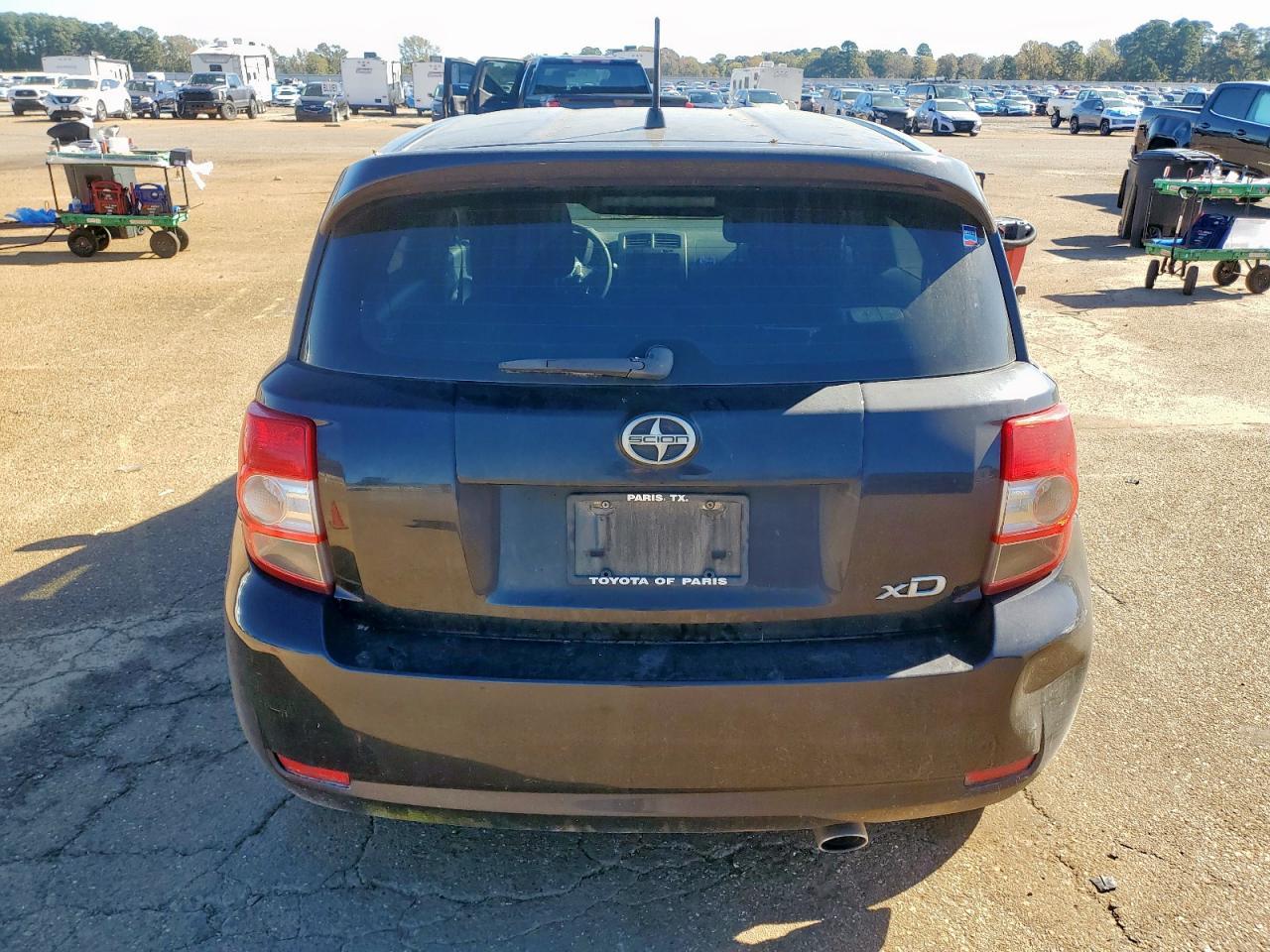 2013 TOYOTA SCION