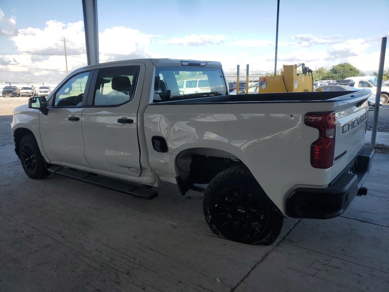 2021 CHEVROLET Silverado