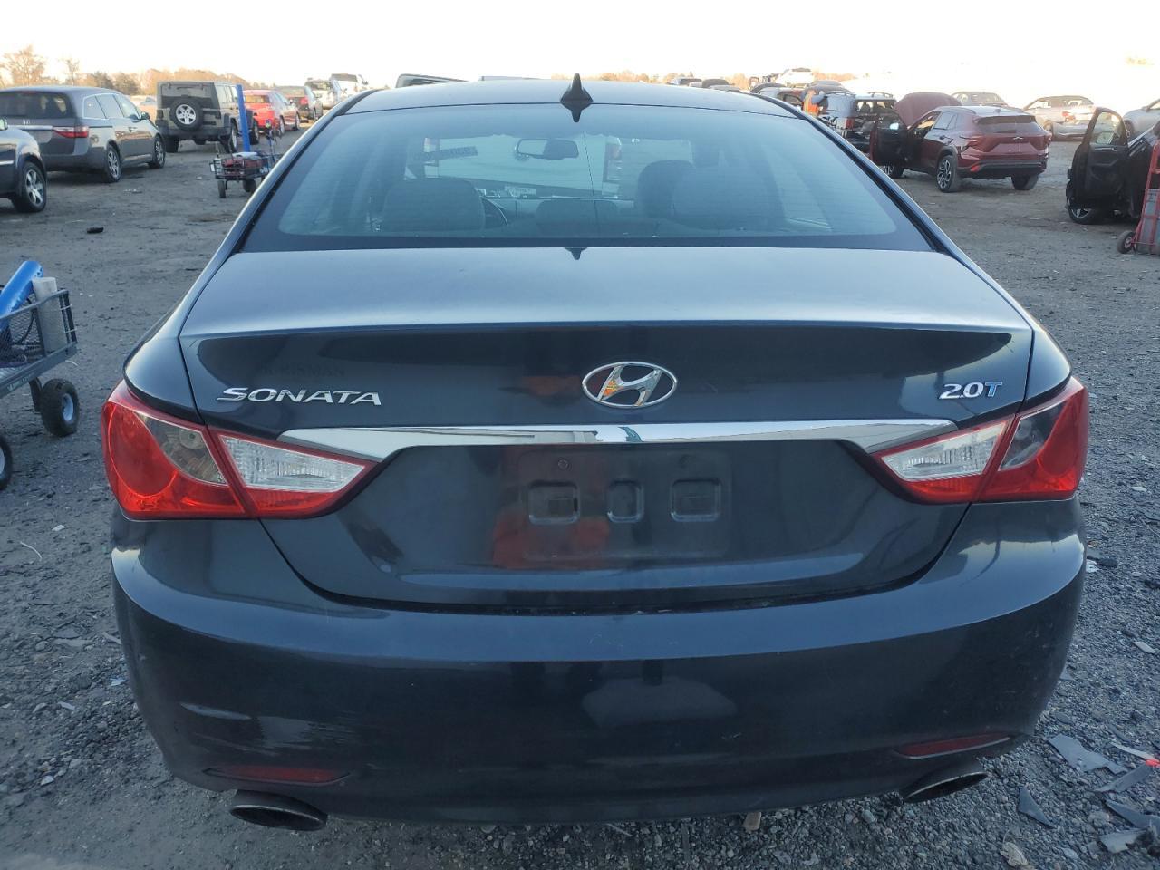 2013 HYUNDAI SONATA