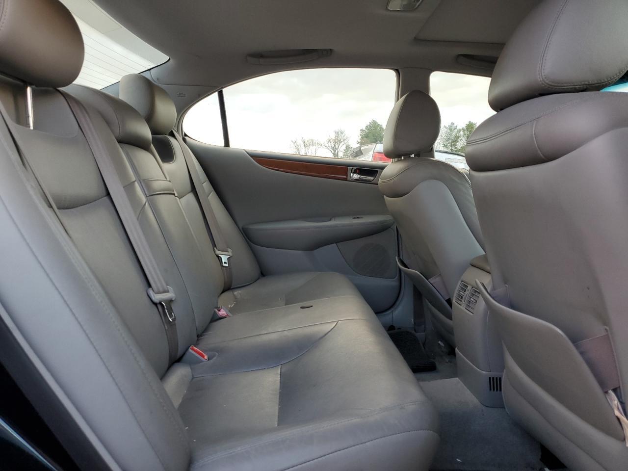 2005 LEXUS ES 330
