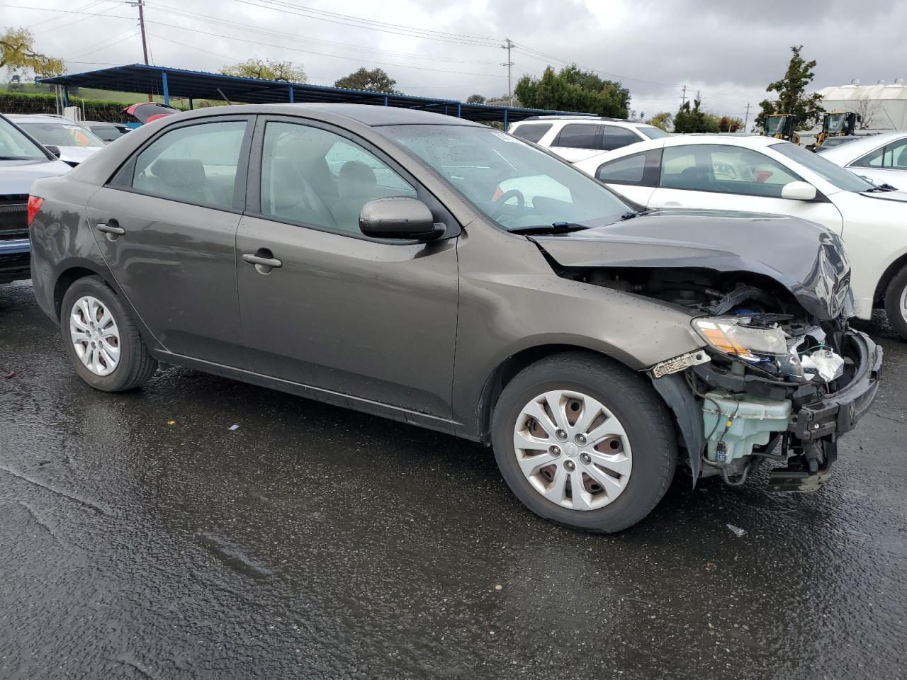 2011 KIA FORTE