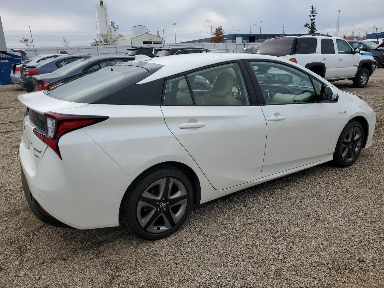 2019 TOYOTA PRIUS
