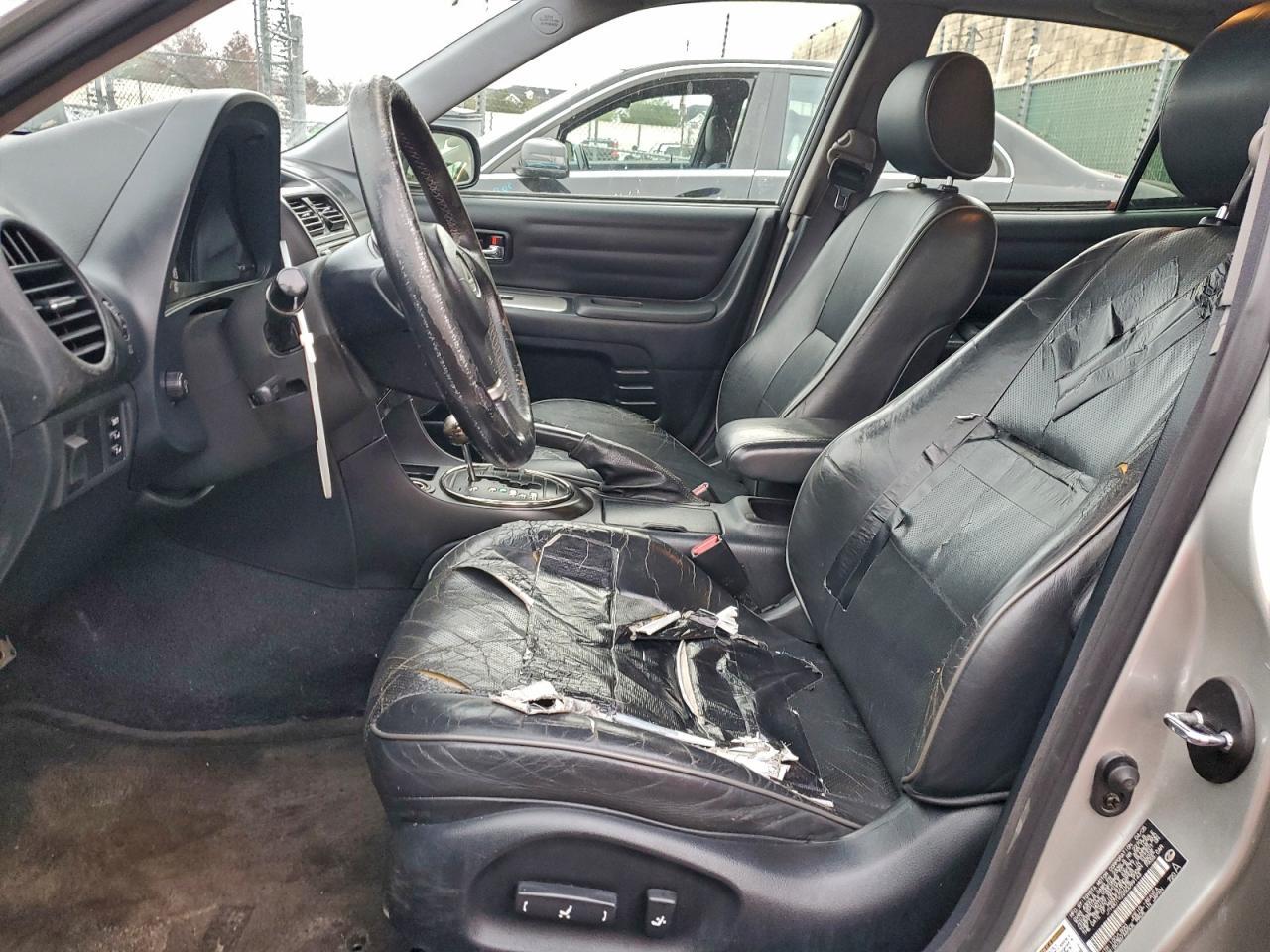 2005 LEXUS IS 300