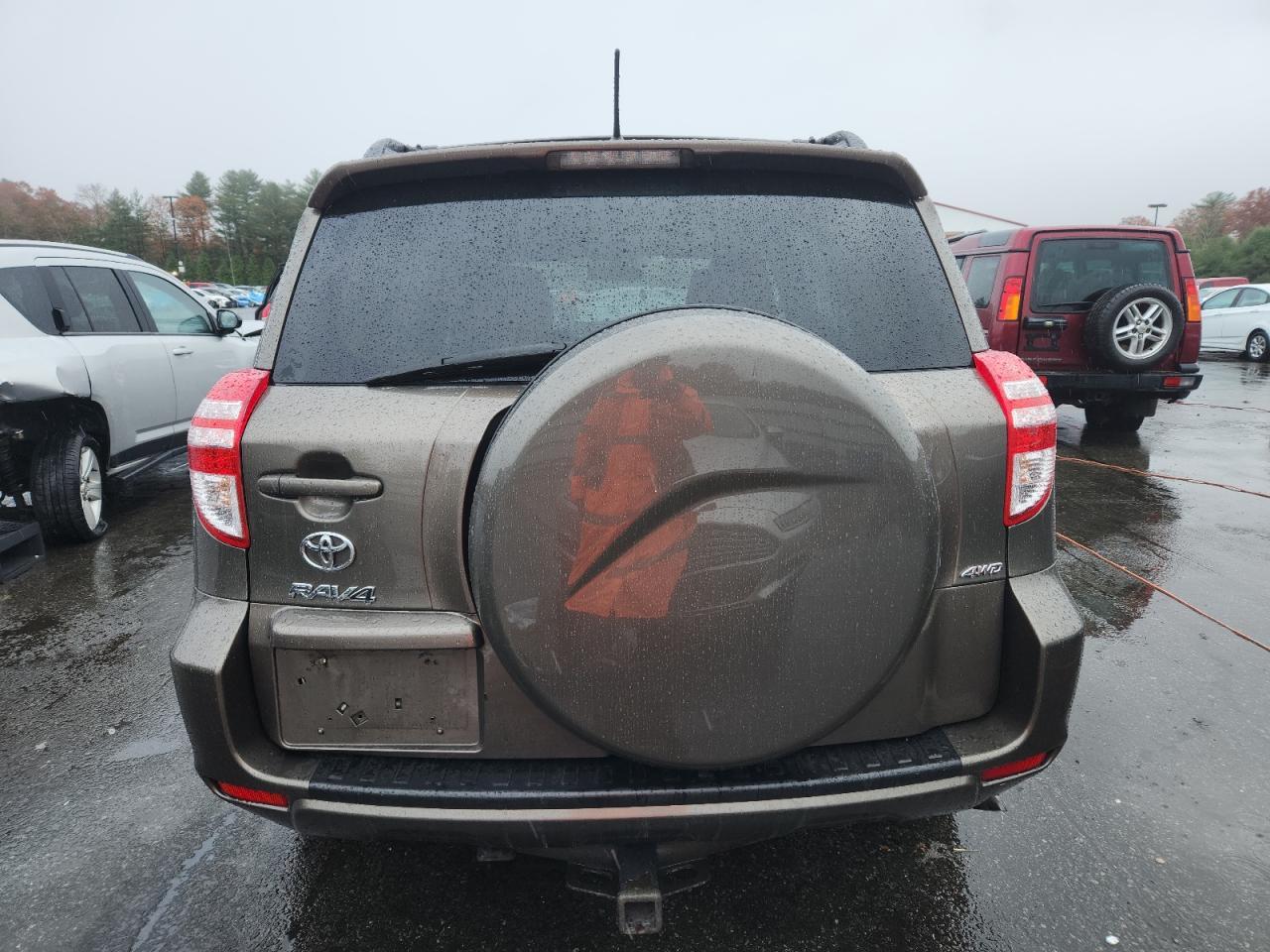 2011 TOYOTA RAV4