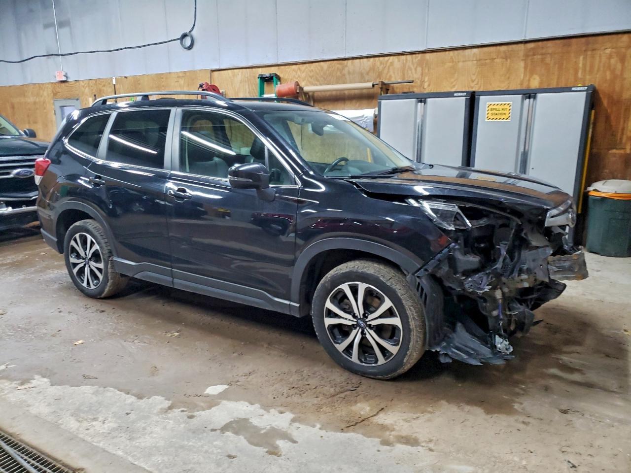 2019 SUBARU FORESTER